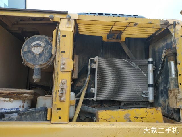 小松 PC200-8 挖掘机