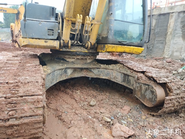 住友 SH240-5 挖掘机