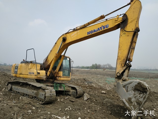 小松 PC240LC-8 挖掘机