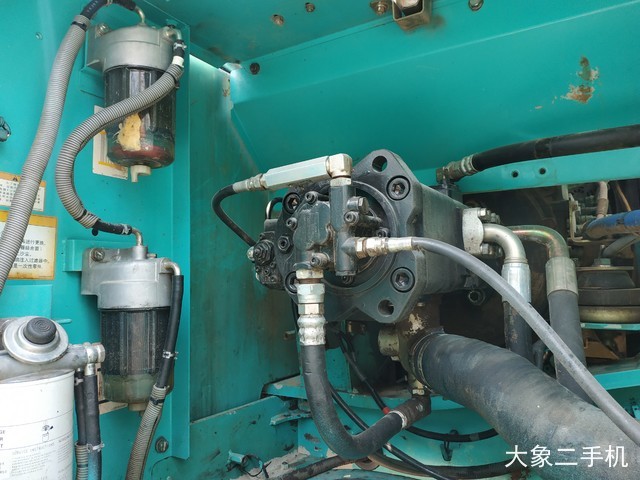 神钢 SK260LC-8 挖掘机