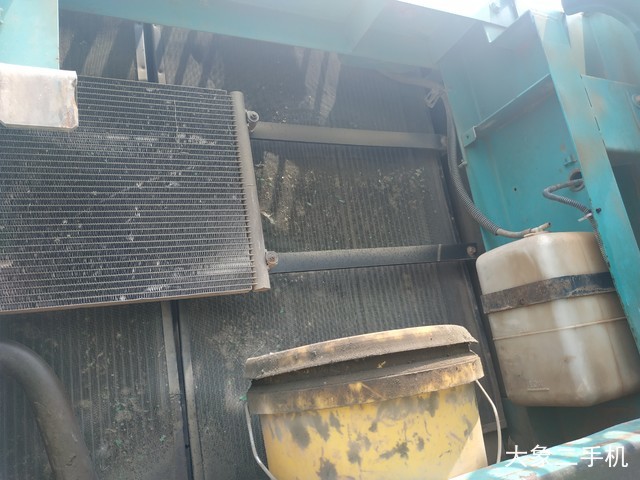 神钢 SK350LC-8 挖掘机
