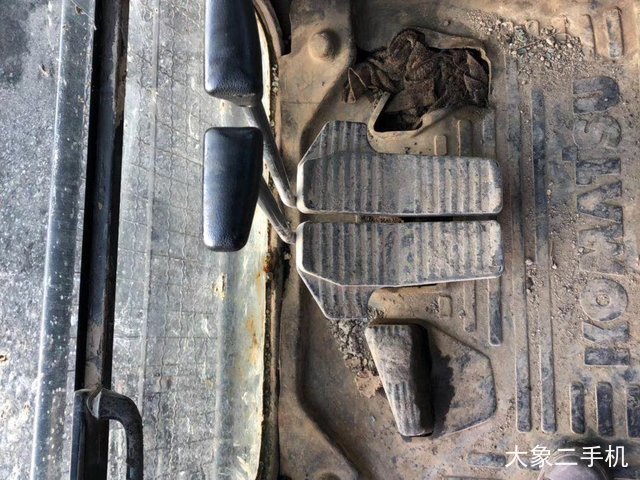 小松 PC270-7 挖掘机