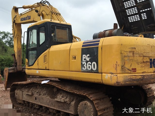 小松 PC300-7 挖掘机