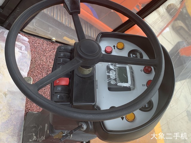 厦工 XG6122H 压路机