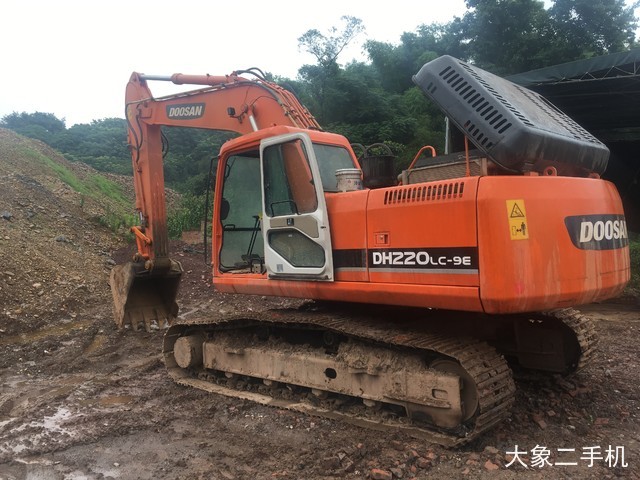 斗山 DH220LC-9E 挖掘机