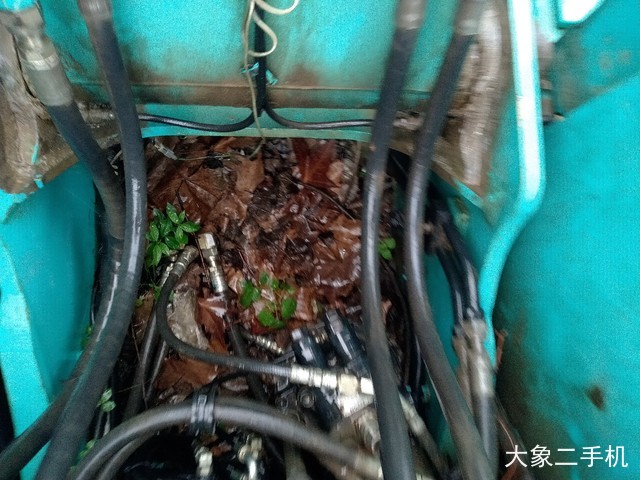 神钢 SK140LC-8 挖掘机