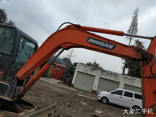 斗山 DH60-7 挖掘机