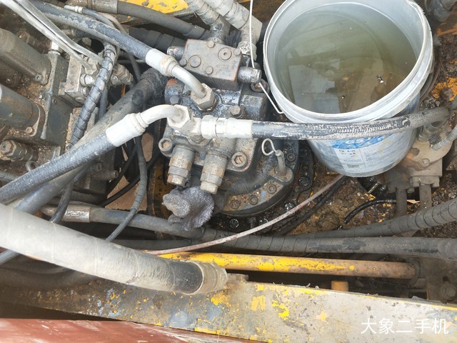 龙工 LG6235 挖掘机