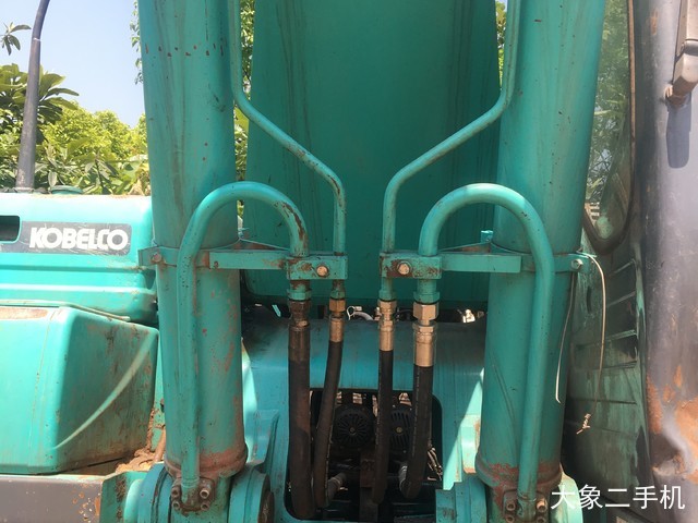 神钢 SK260LC-8 挖掘机
