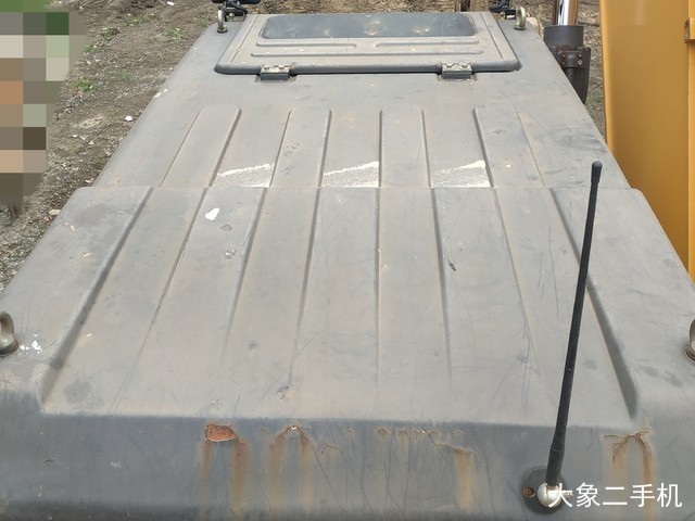 三一重工 SY215C-9 挖掘机