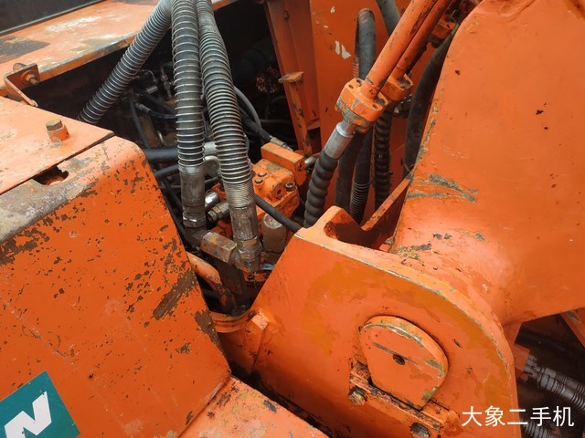 斗山 DH220-5 挖掘机