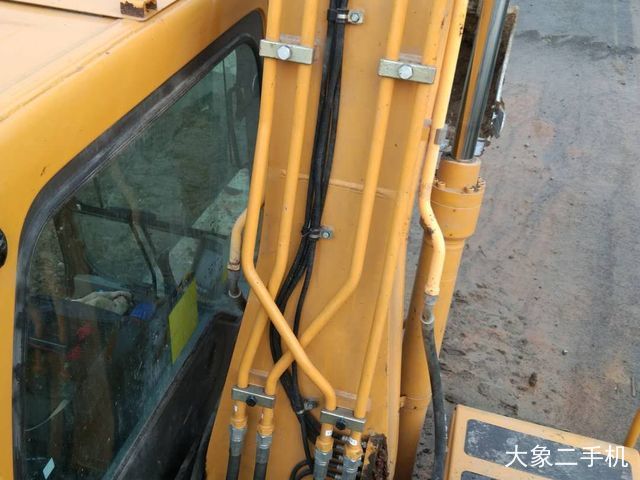 山东临工 E6135F 挖掘机