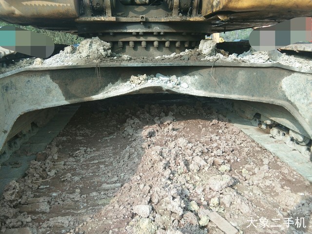 卡特彼勒 323DL 挖掘机