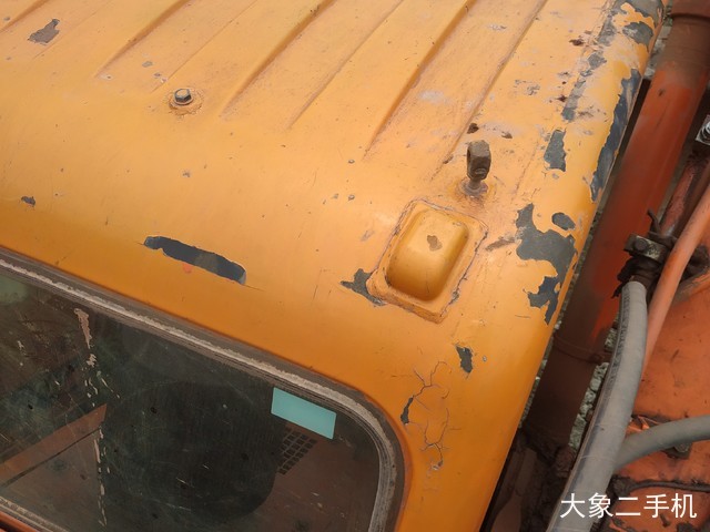 斗山 DX260LC 挖掘机