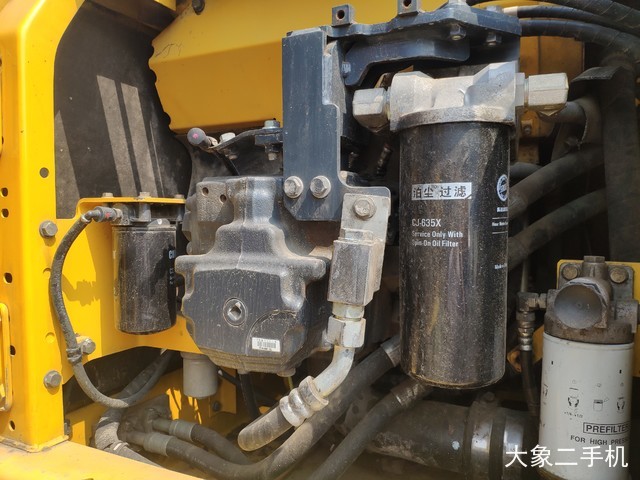 小松 PC200-8 Hybrid(混合动力) 挖掘机