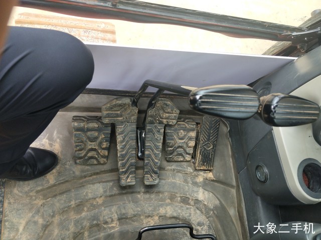 卡特彼勒 329D2L液压 挖掘机