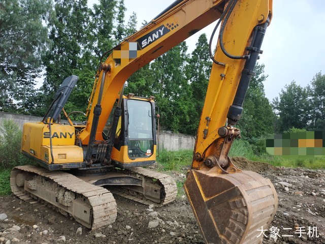 三一重工 SY135C 挖掘机