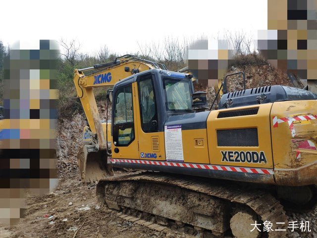 徐工 XE200D 挖掘机