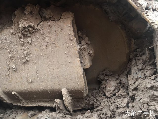 沃尔沃 EC210B 挖掘机