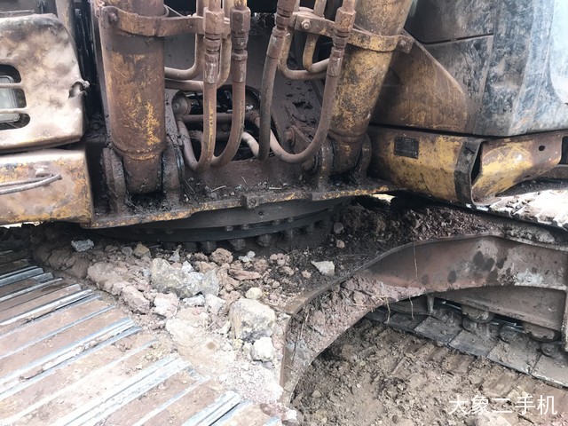 卡特彼勒 320C 挖掘机