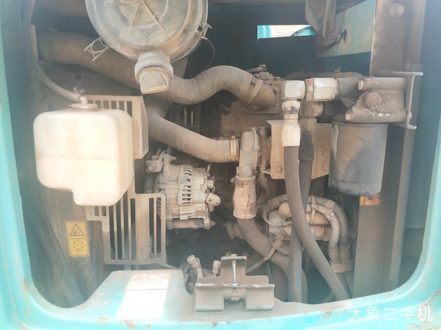 神钢 SK75-8 挖掘机