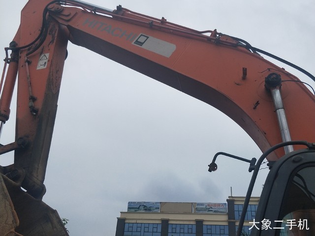 日立 ZX330—3 挖掘机