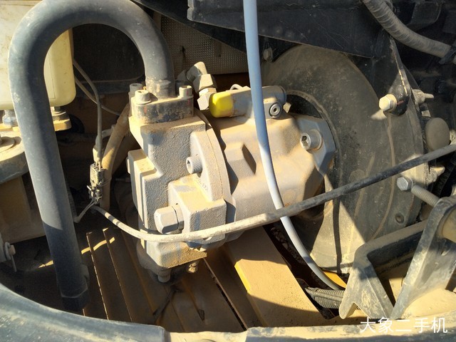 徐工 XE60D 挖掘机