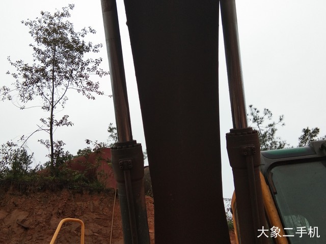 沃尔沃 EC290BLC 挖掘机