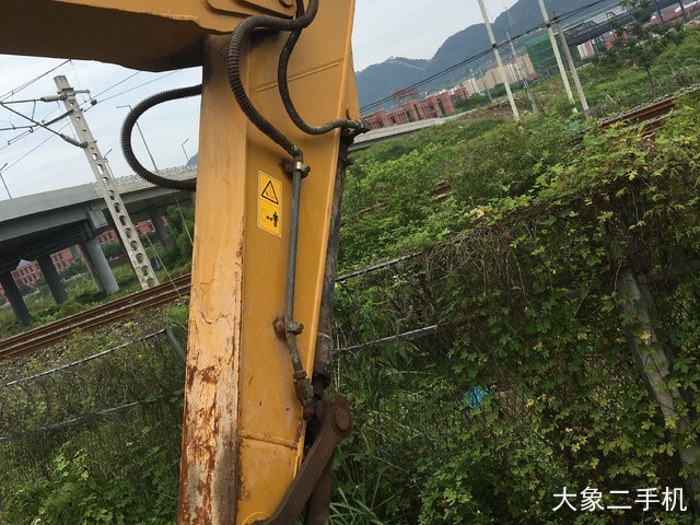 徐工 XE200D 挖掘机