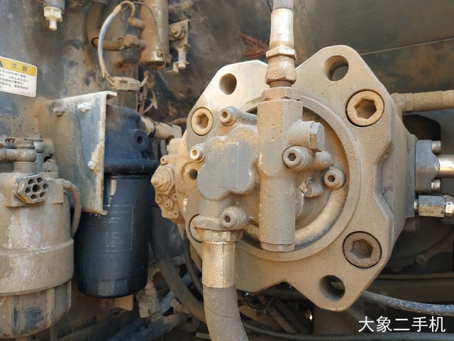 住友 SH240-5 挖掘机