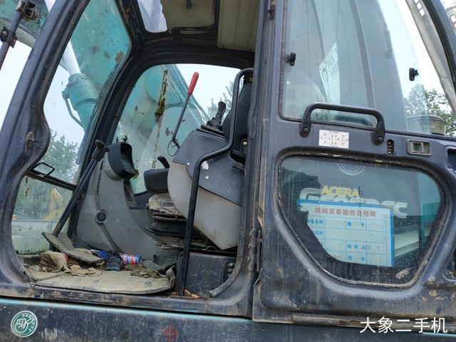 神钢 SK260LC-8 挖掘机