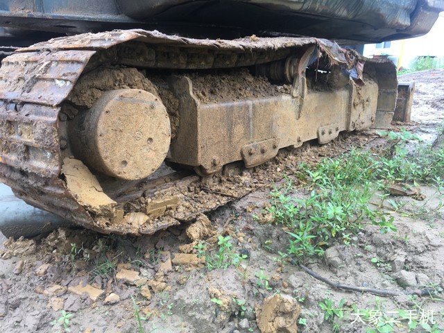 现代 R60-9 挖掘机