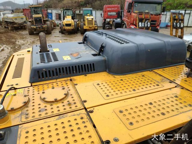 徐工 XE370C 挖掘机