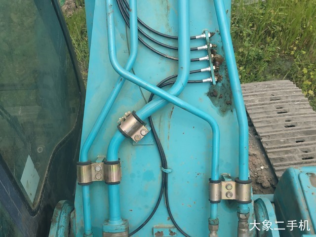 神钢 SK260LC-8 挖掘机