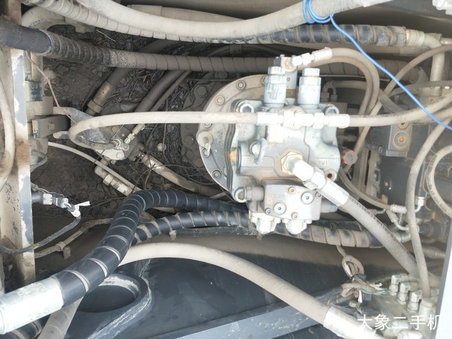 约翰迪尔 E240SC 挖掘机