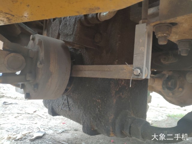 龙工 LG816B 装载机