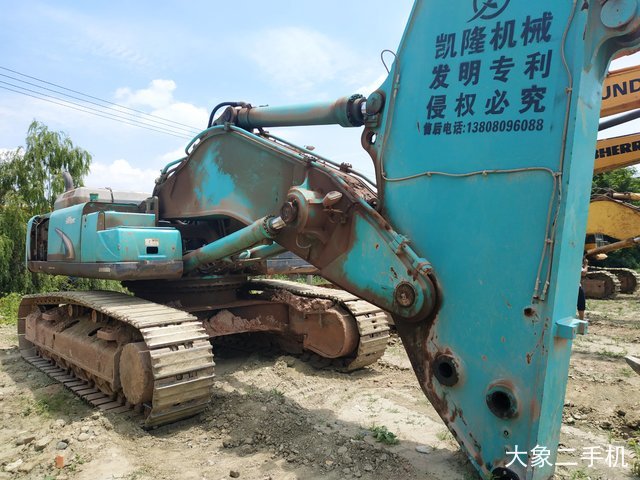 神钢 SK460-8 挖掘机