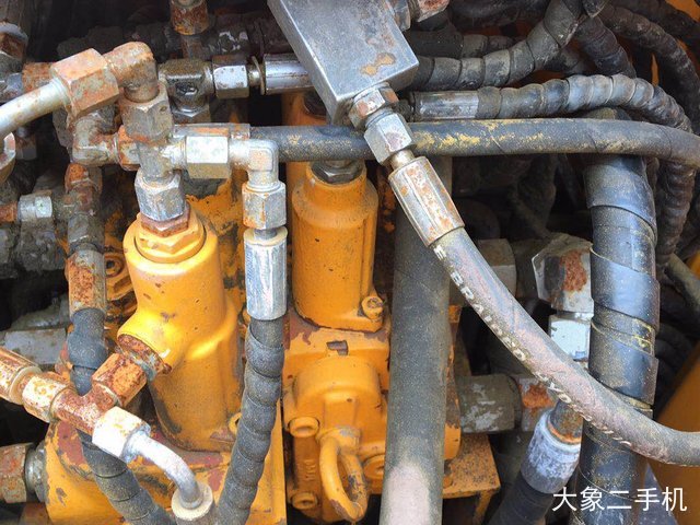 三一重工 SY135C-9 挖掘机