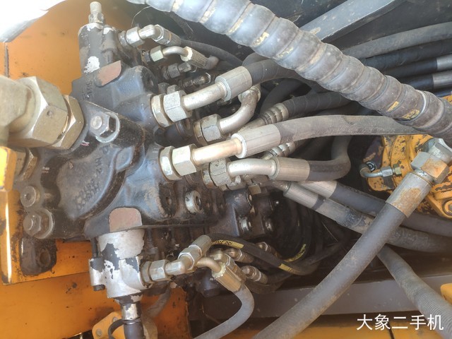 三一重工 SY75C-9 挖掘机