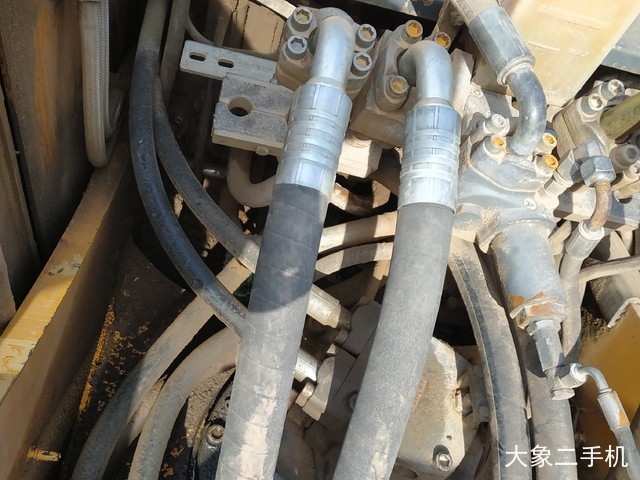 利勃海尔 R944B 挖掘机