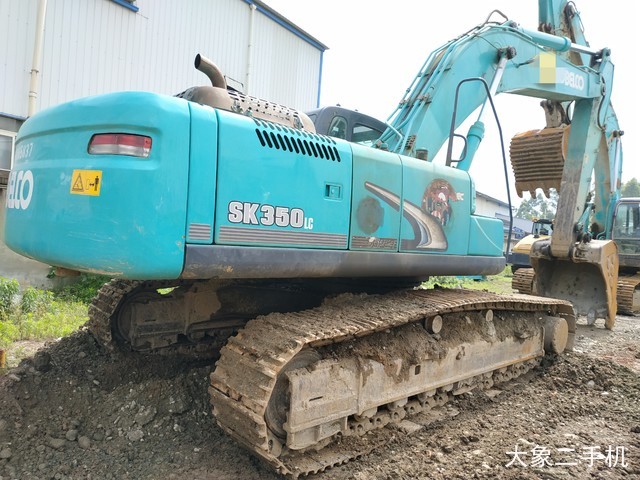 神钢 SK210LC-8 挖掘机