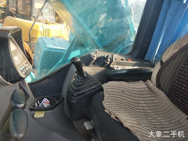 神钢 SK350LC-8 挖掘机