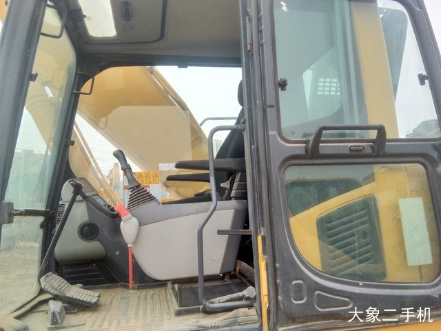 小松 PC200LC-8M0 挖掘机