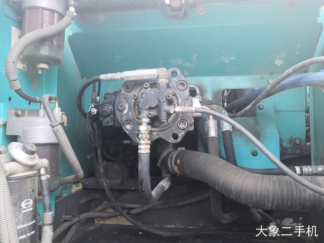 神钢 SK260LC-8 挖掘机