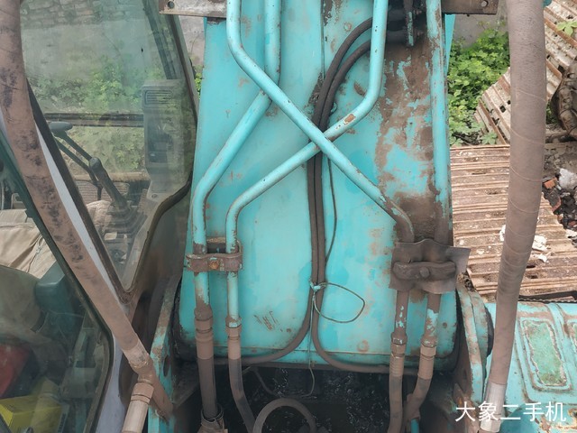 神钢 SK230LC 挖掘机