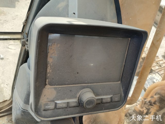 现代 R225LC-9 挖掘机