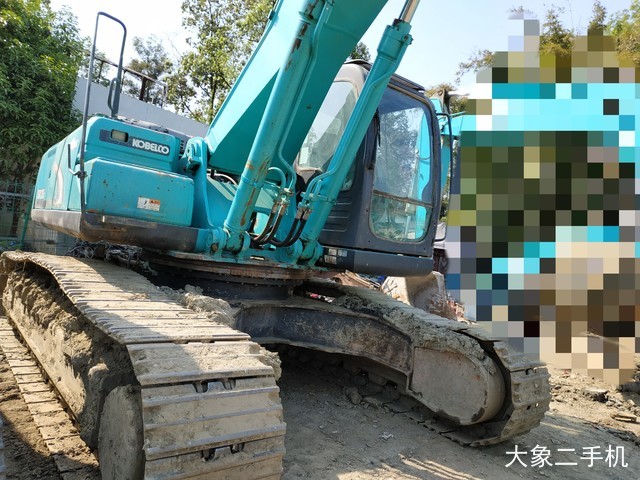 神钢 SK350LC-8 挖掘机