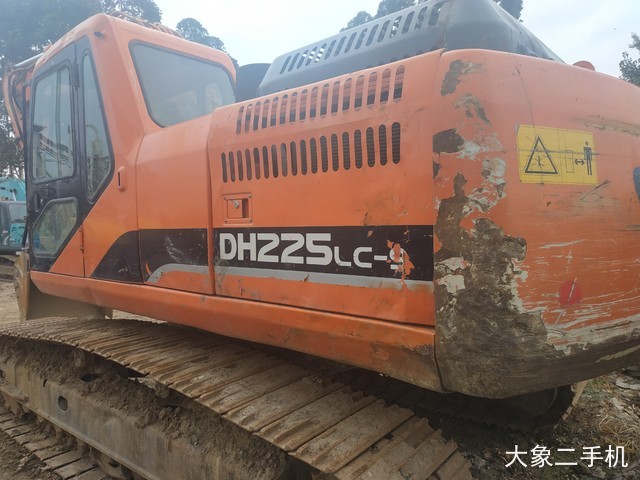斗山 DH220LC-9E 挖掘机