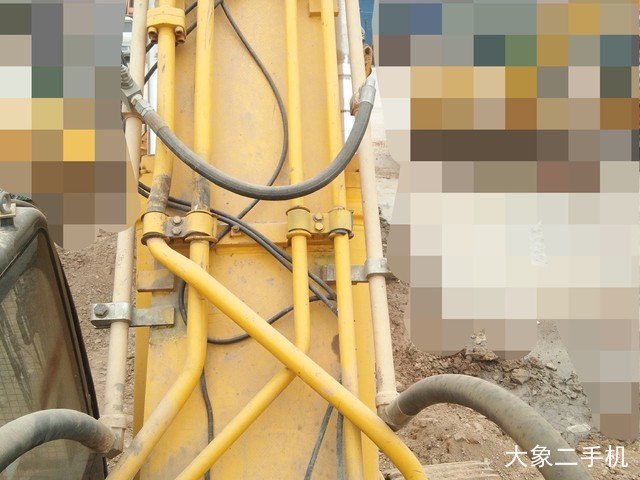 雷沃重工 FR370 挖掘机