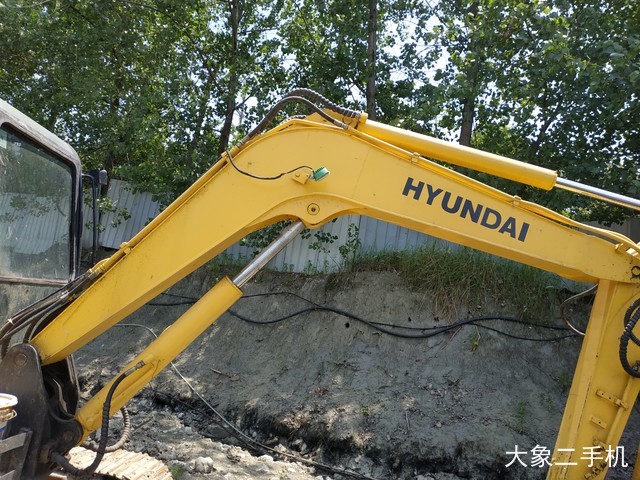 现代 R60-7 挖掘机